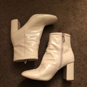 Pearl White Boots Urban Outfitters